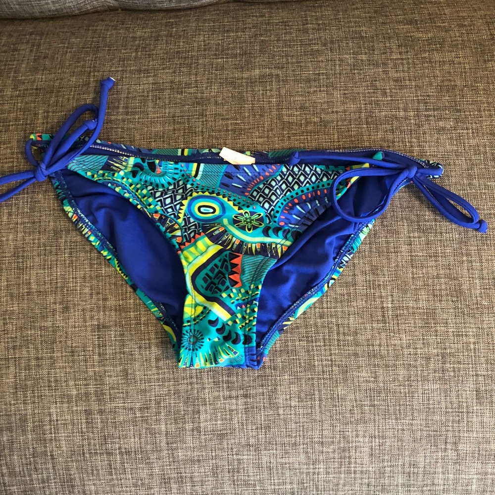 Bikini bottoms